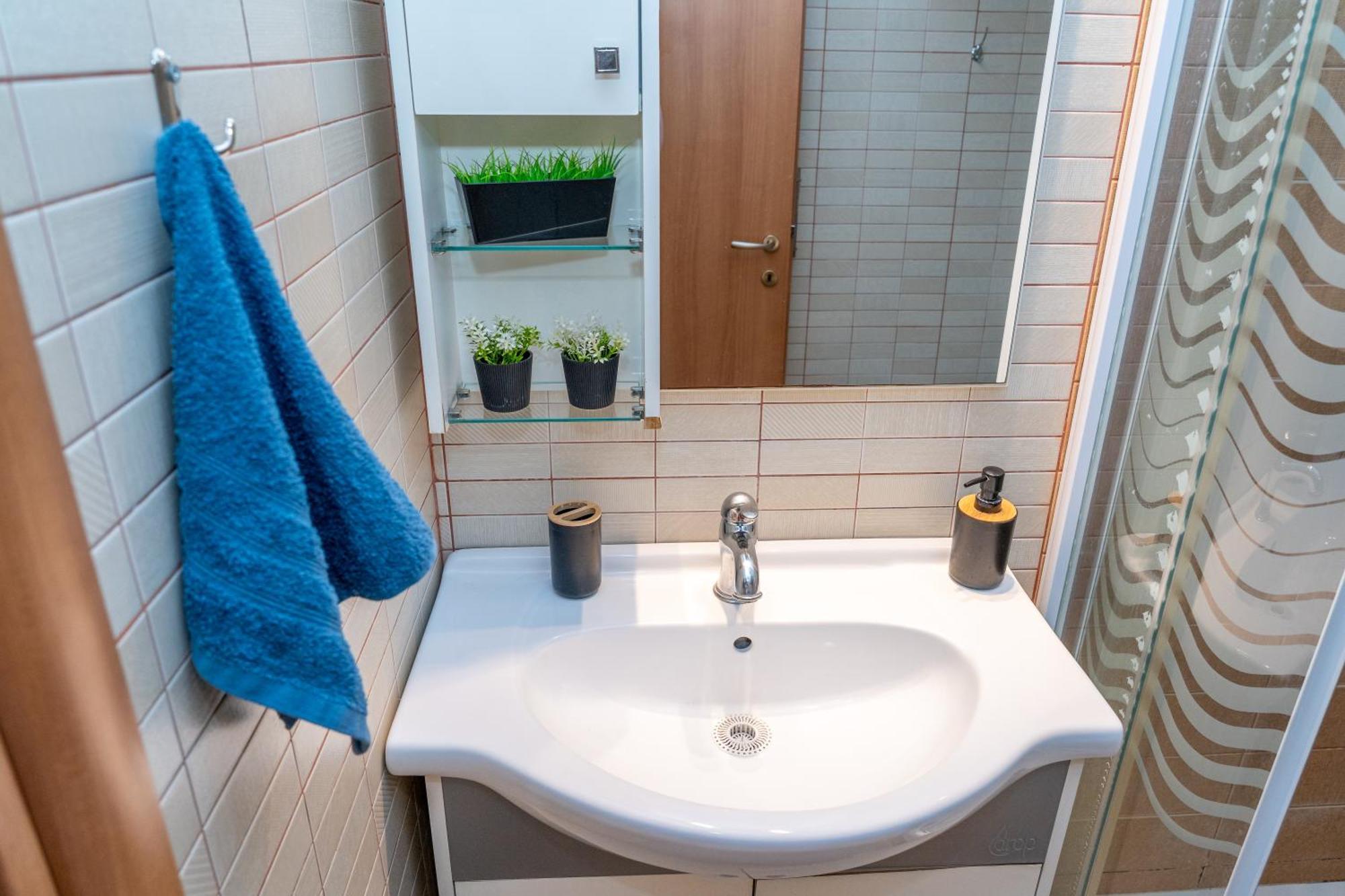 Modern Apt Upon Tsimiski Salonicco Esterno foto