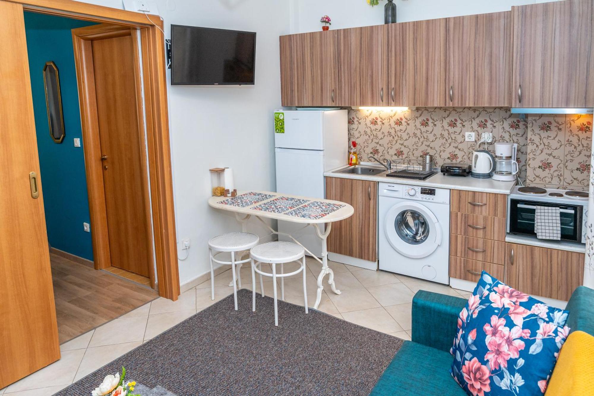 Modern Apt Upon Tsimiski Salonicco Esterno foto